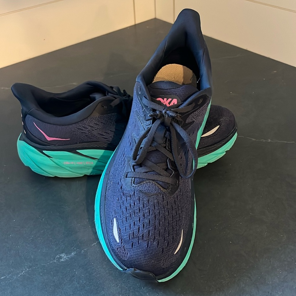 Worn 3 times new Hoka shoes!